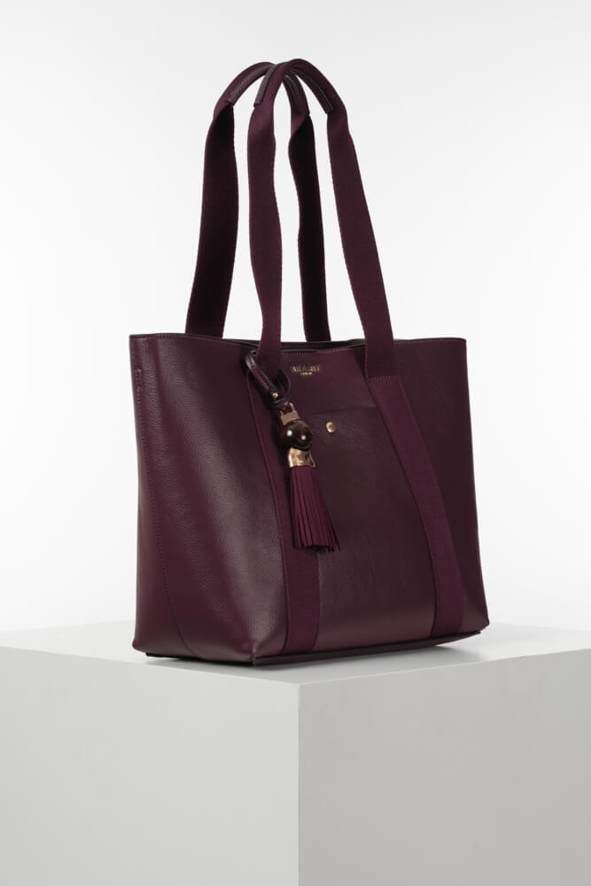 Benita Cherry Casual Tote With Pouch