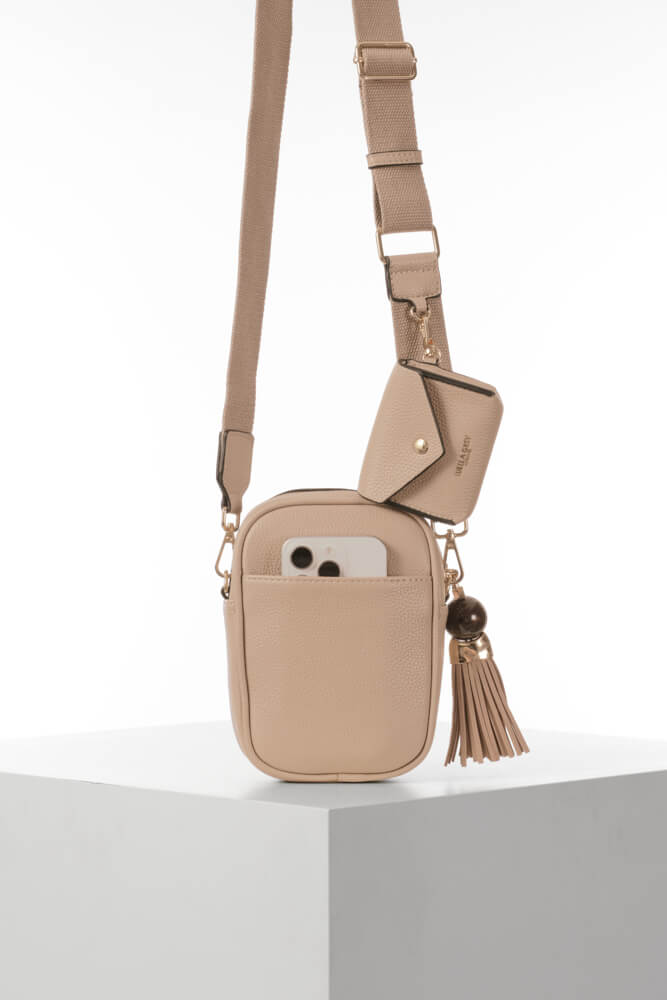 Elise Mushroom Portrait Crossbody