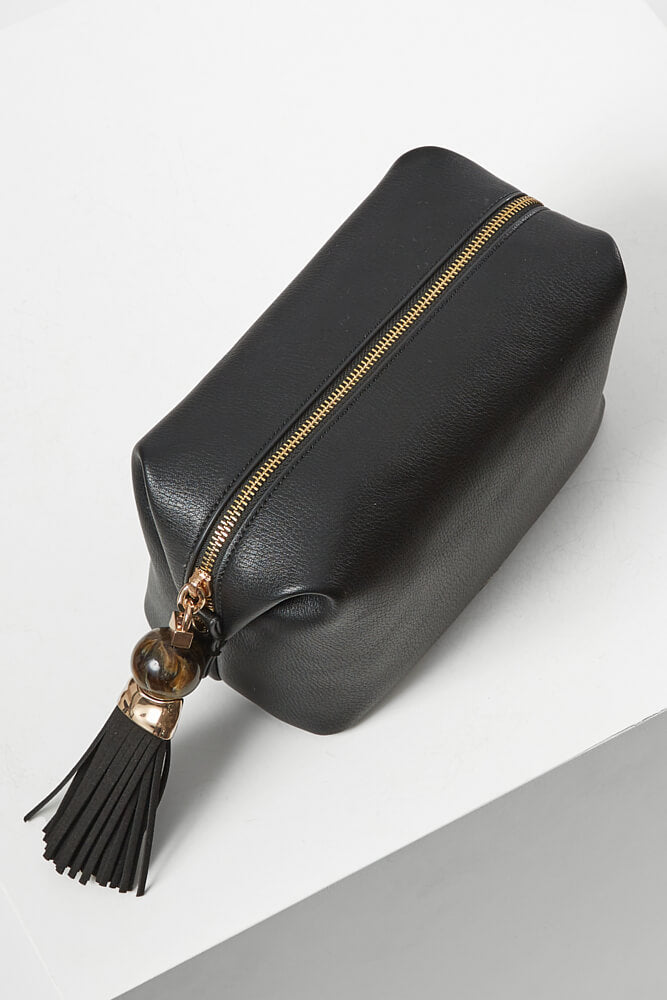 Virginia Black Toiletry Bag