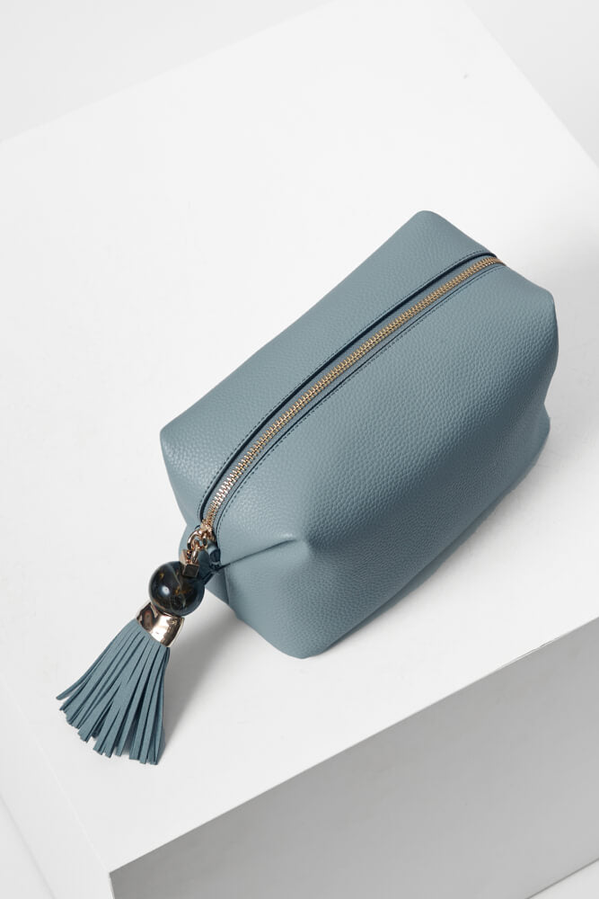 Virginia Powder Blue Toiletry Bag