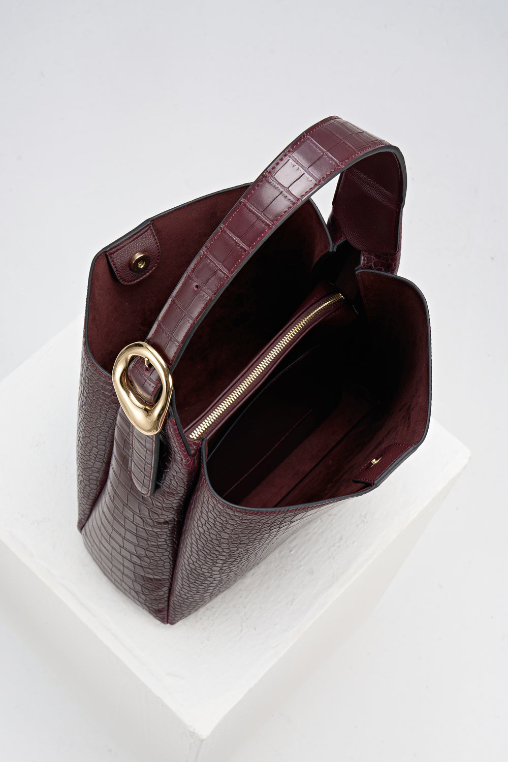 Ariadne Black Cherry Croc Hobo