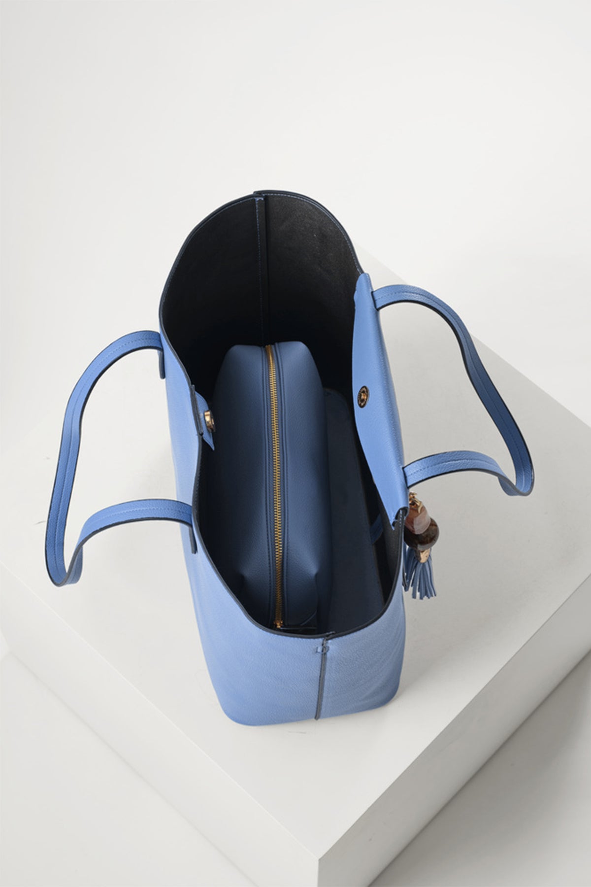 Catalina Cornflower Blue Casual Tote With Pouch