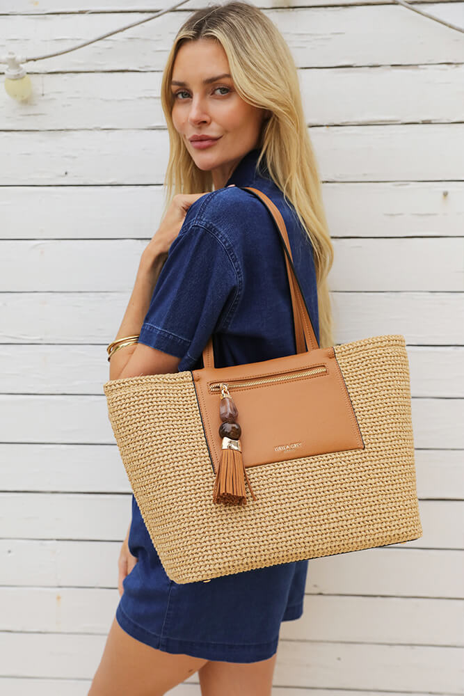 Catalina Raffia Casual Tote With Pouch