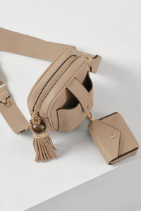 Elise Mushroom Portrait Crossbody