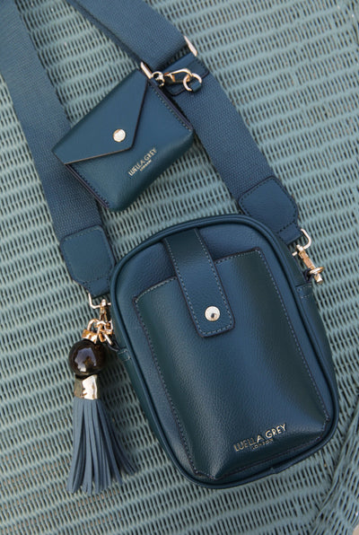 Elise Peacock Portrait Crossbody