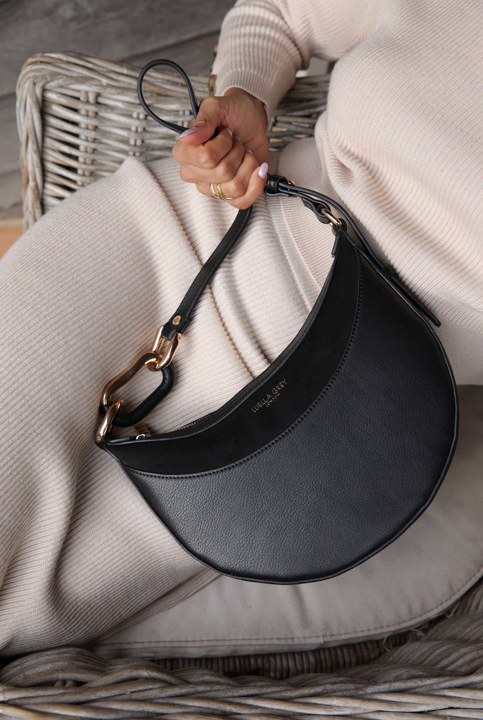 Hester Black Shoulder Bag