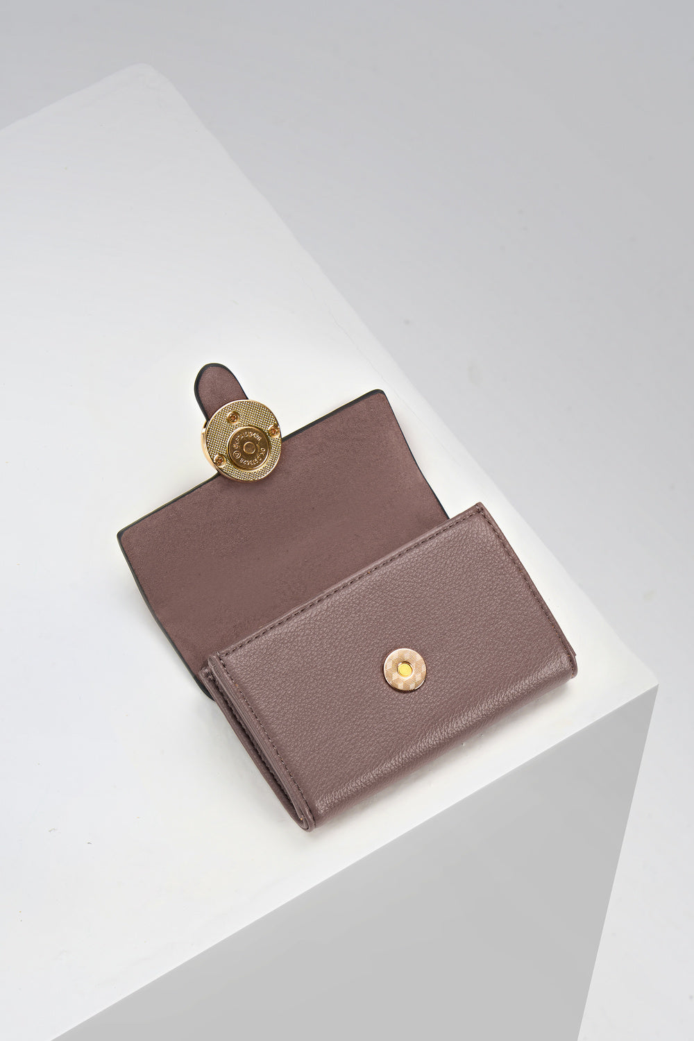 Front of Letitia Fawn faux leather Medium Purse open showing the use of the Cannon Street clasp