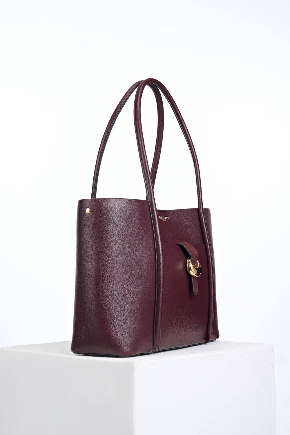 Lilibet Black Cherry Laptop Tote