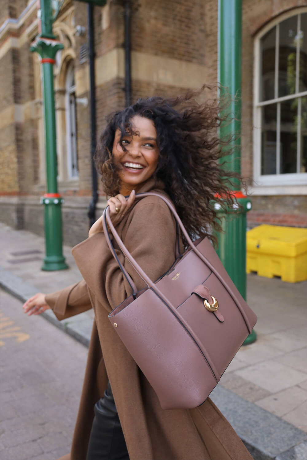 Lilibet Fawn Laptop Tote