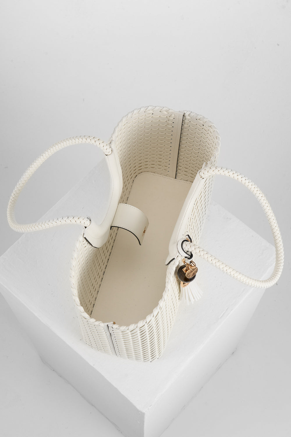 Lillie White Whipstitch Tote