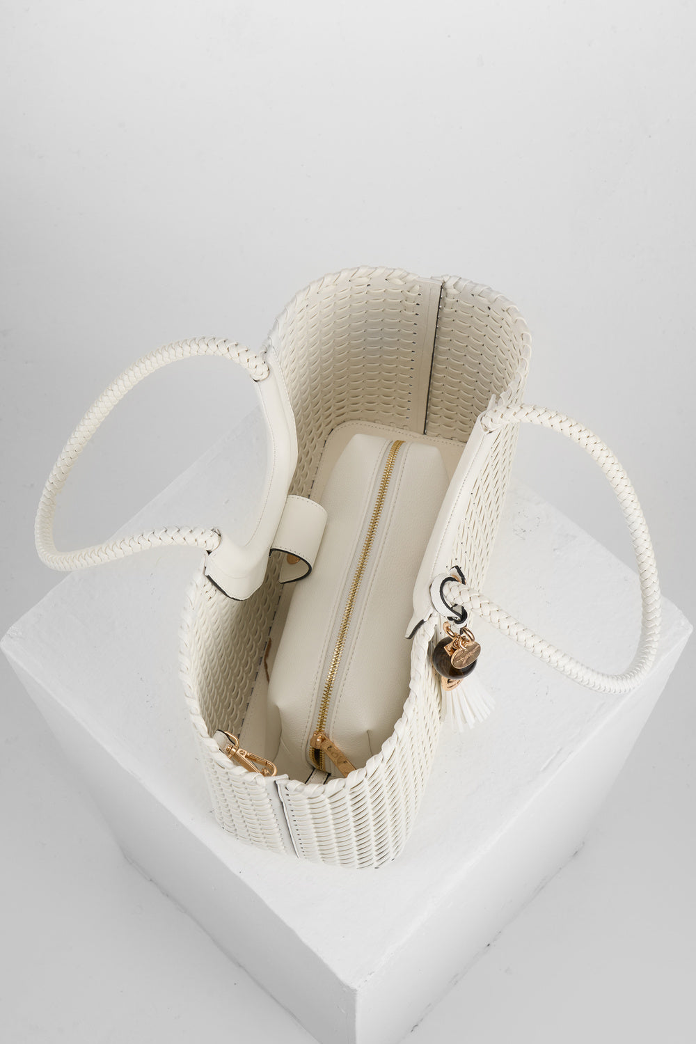 Lillie White Whipstitch Tote
