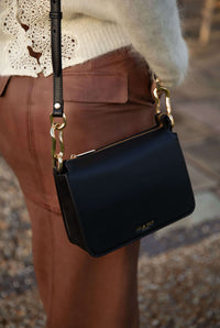 Margarita Black Zip Top Crossbody