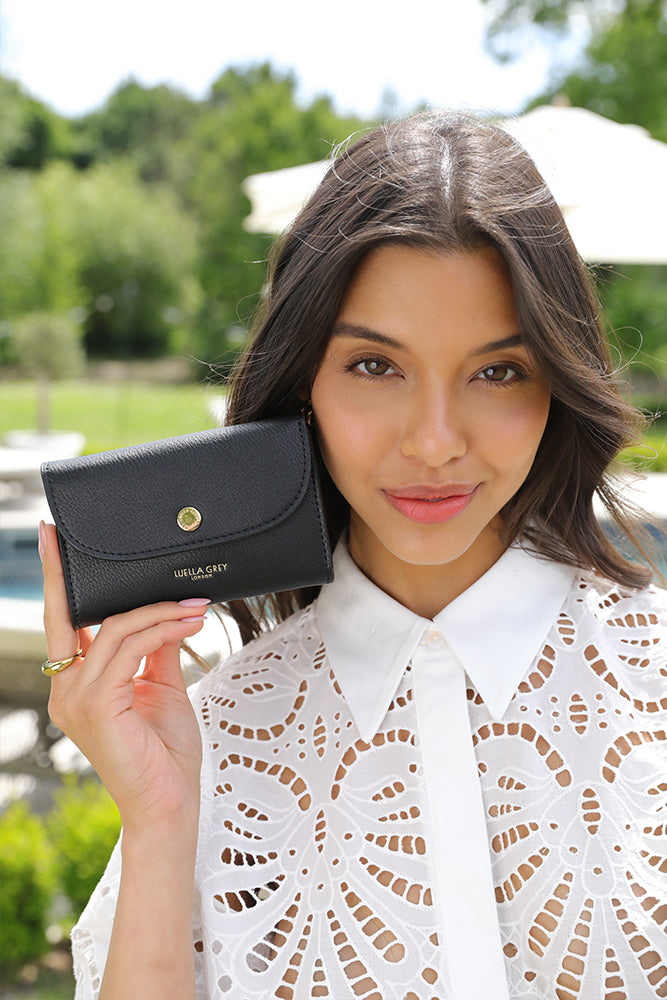 Marina Black Medium Purse