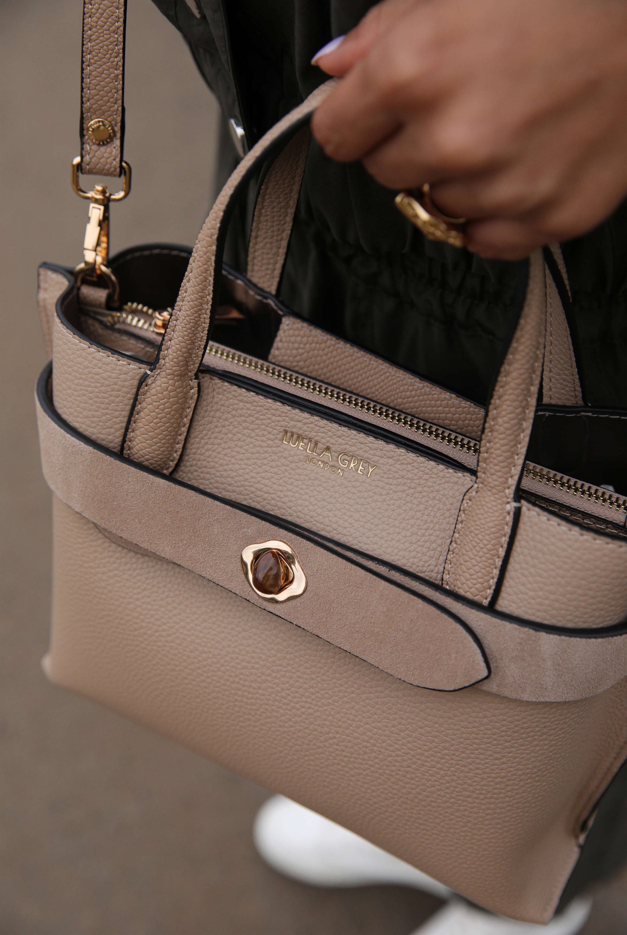 Oriel Mushroom Crossbody