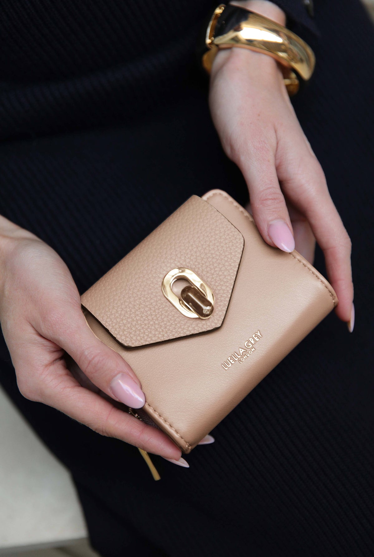 Selina Mushroom Purse