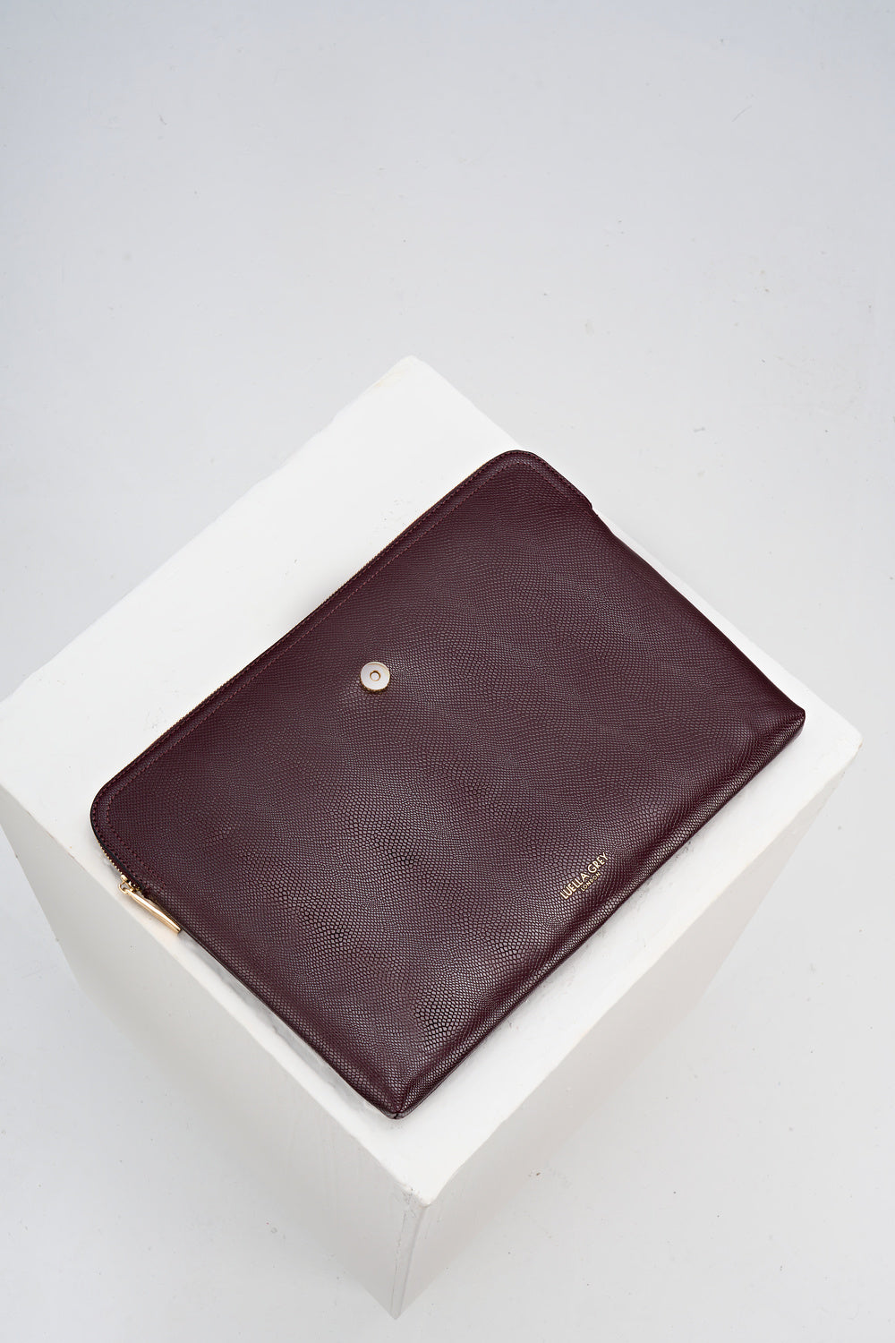 Stella Black Cherry Laptop Tote