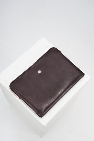 Removable central zipper laptop compartment of Stella Chocolate faux leather Laptop Tote