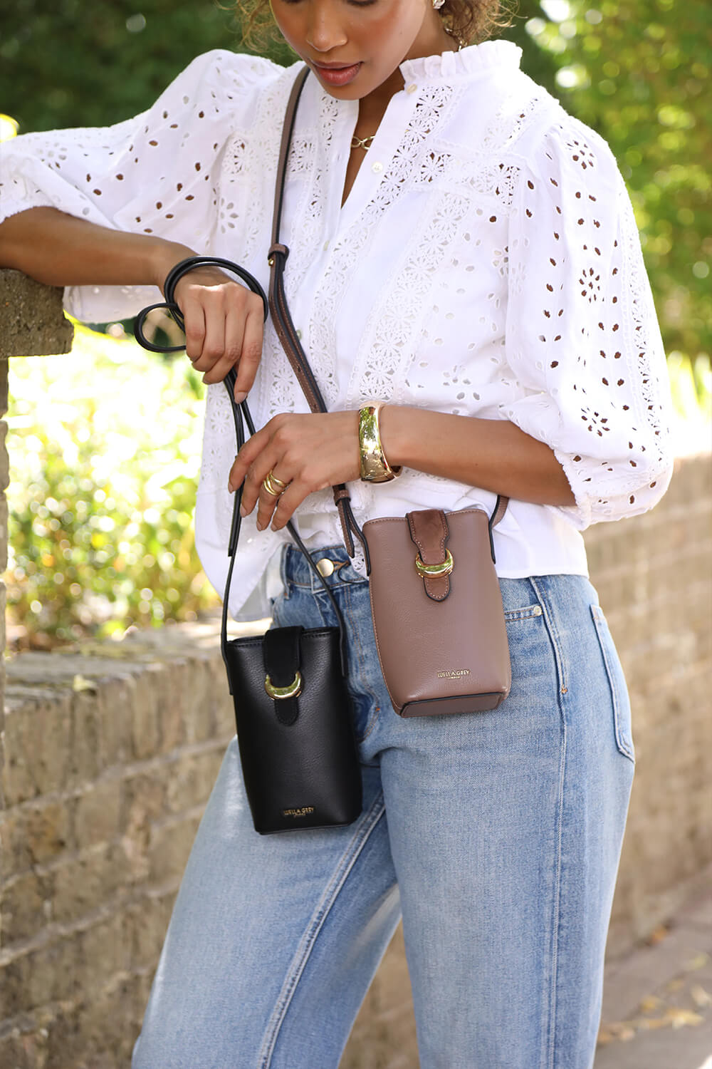 Wren Fawn Phone Bag