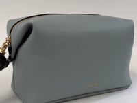 Virginia Black Toiletry Bag